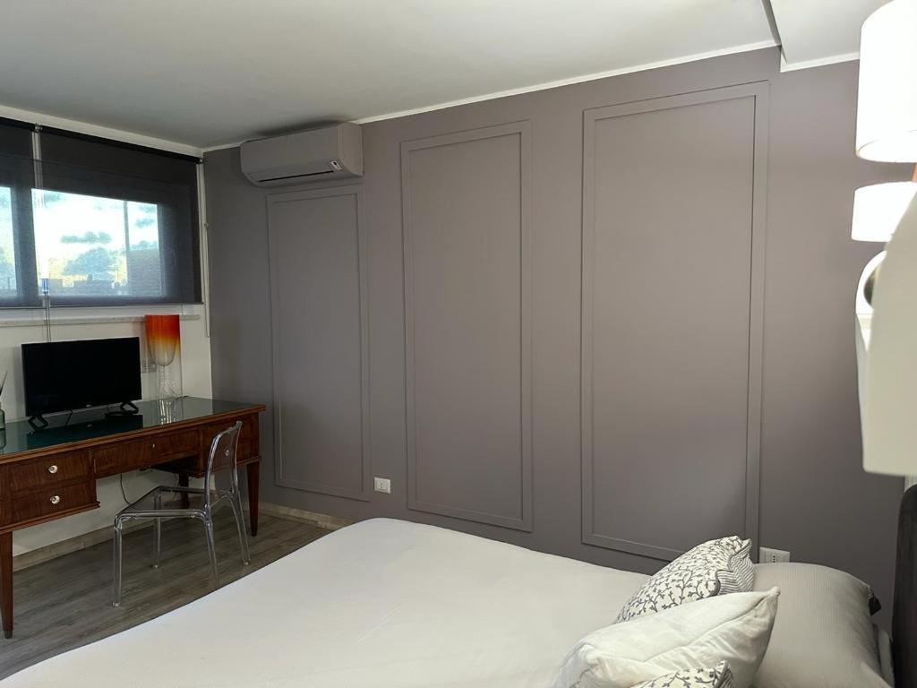 Attico Al Mare Apartment Lido di Ostia Bagian luar foto